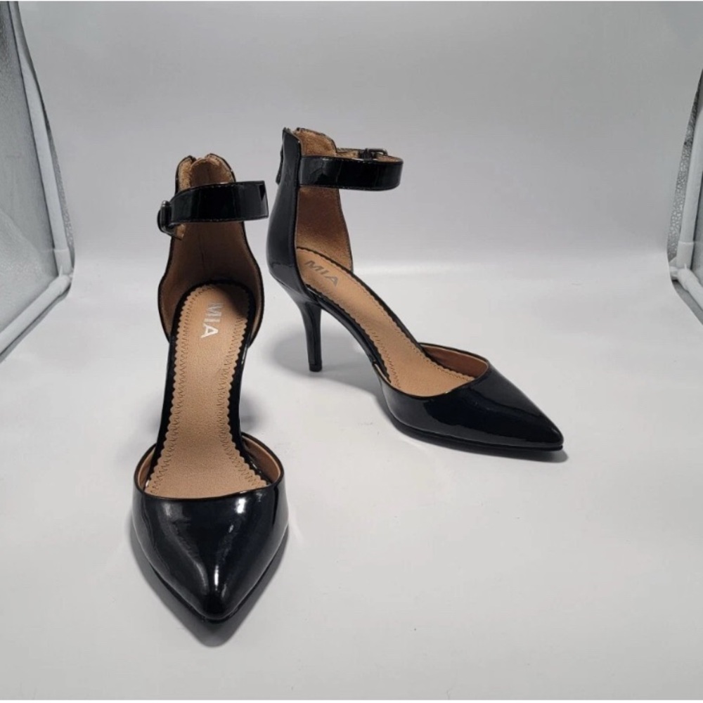 MIA black patent leather high heel pumps with ankle strap size 6.5.